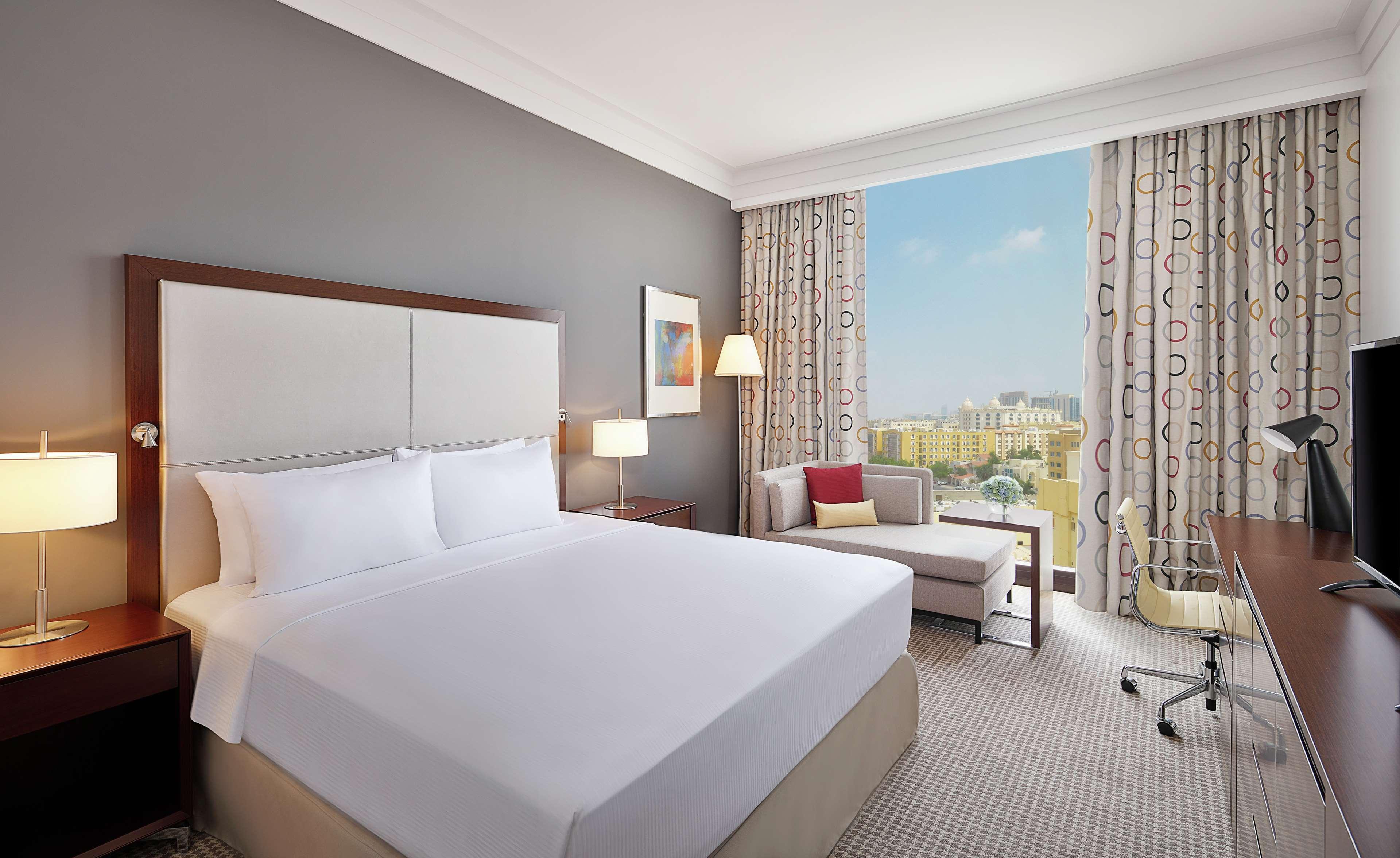 Doubletree By Hilton Doha - Al Sadd Hotel Ngoại thất bức ảnh